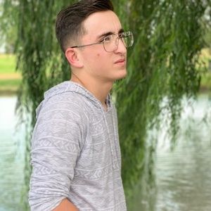 Meet your Posher, Anthony
